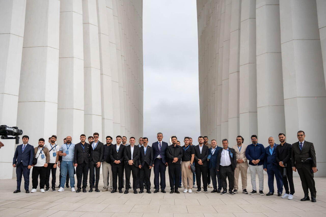 Türkiyə, Gürcüstan və İraqdan gələn din xadimləri Zəfər abidəsini ziyarət ediblər