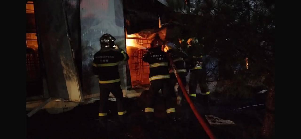 В Балаханы произошел пожар