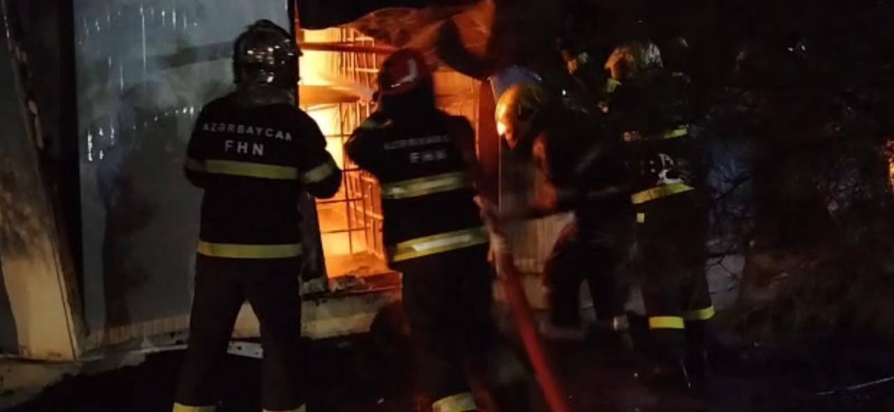 В Балаханы произошел пожар
