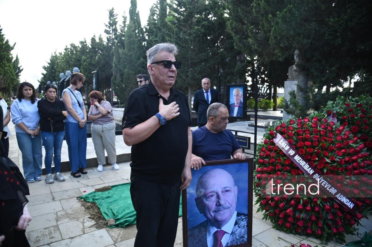 Народного артиста Александра Шаровского проводили в последний путь