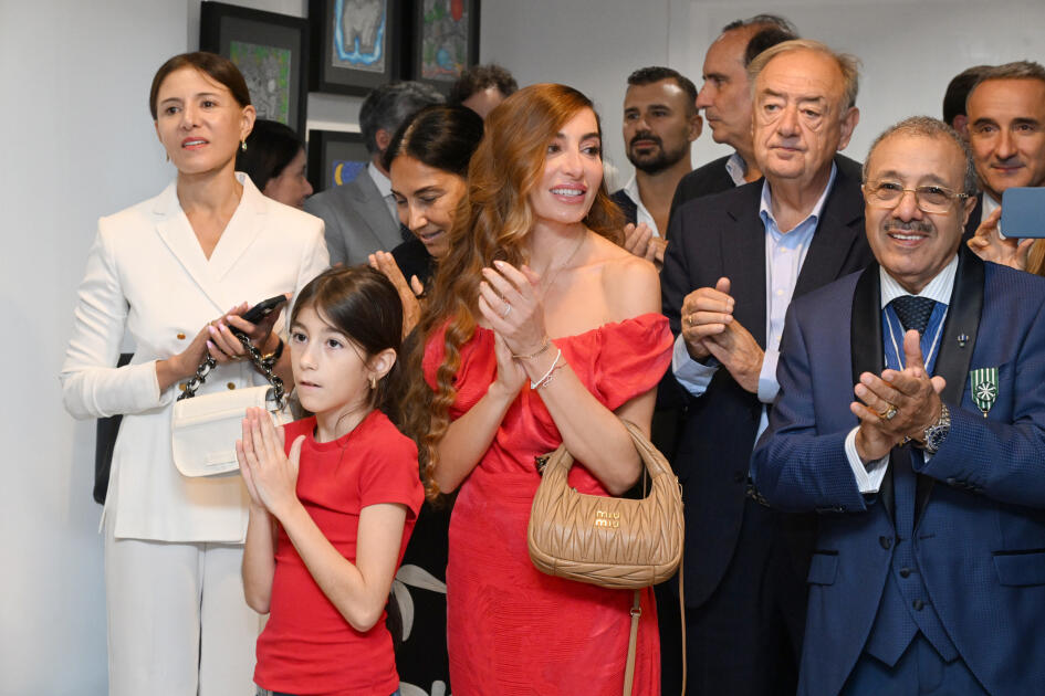 Heydər Əliyev Fondunun vitse-prezidenti Leyla Əliyeva və Arzu Əliyeva Madriddə MAMA “Ana təbiət” beynəlxalq incəsənət sərgisinin açılışında iştirak ediblər