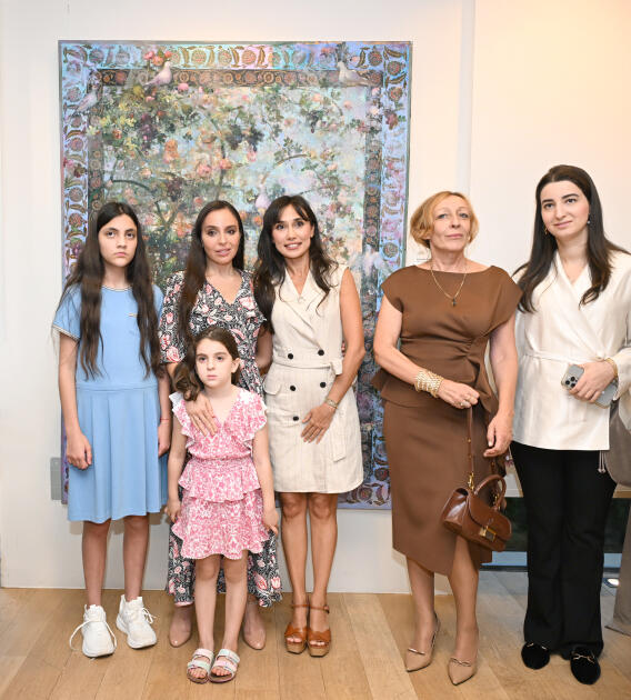 Heydər Əliyev Fondunun vitse-prezidenti Leyla Əliyeva və Arzu Əliyeva Madriddə MAMA “Ana təbiət” beynəlxalq incəsənət sərgisinin açılışında iştirak ediblər