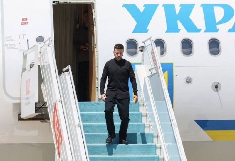 Самолет Зеленского едва не был атакован беспилотником
