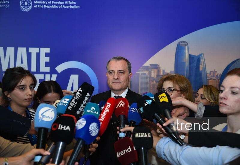 Глава МИД Азербайджана заявил о продвижении мирного процесса с Арменией