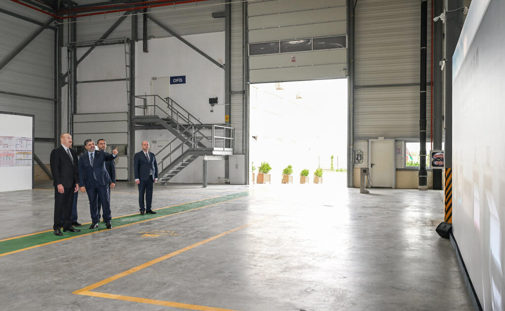 Президент Ильхам Алиев принял участие в открытии предприятия по производству бумажной и гигиенической продукции в Гарадагском районе