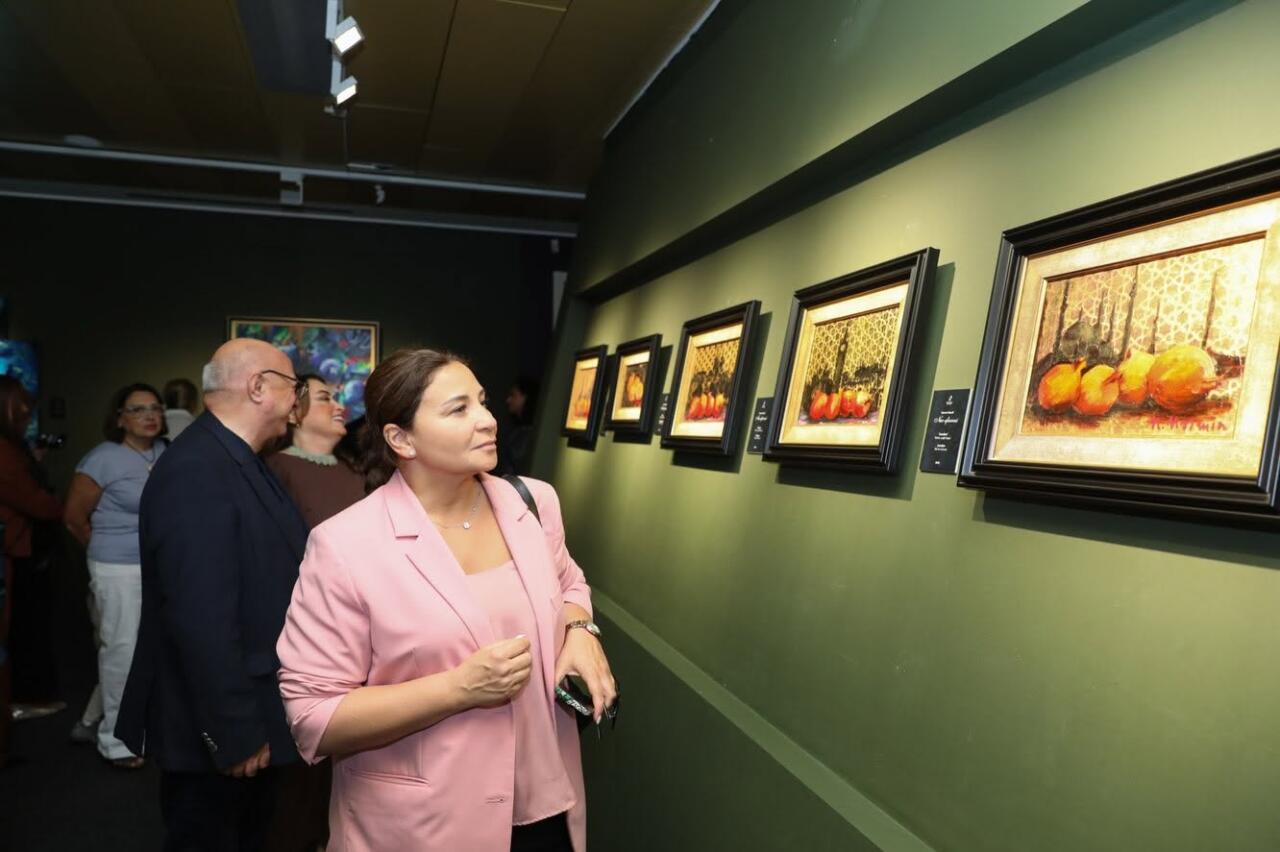 Рубиновые ритмы граната Нармин Наджаф