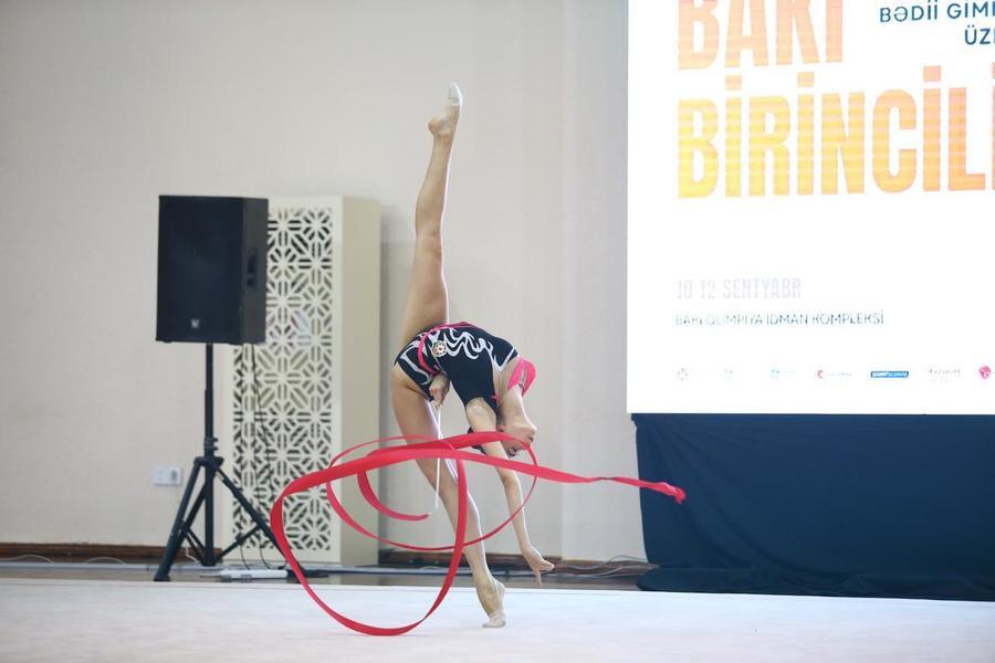 Bədii gimnastların zəriflik şousu başa çatdı