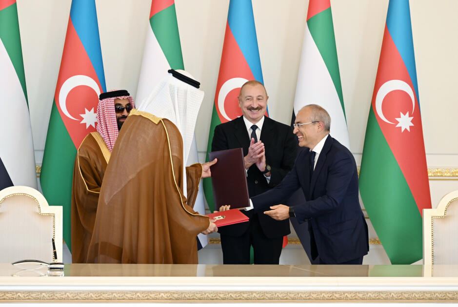 Prezident İlham Əliyev Birləşmiş Ərəb Əmirliklərinin milli təhlükəsizlik müşavirini qəbul edib