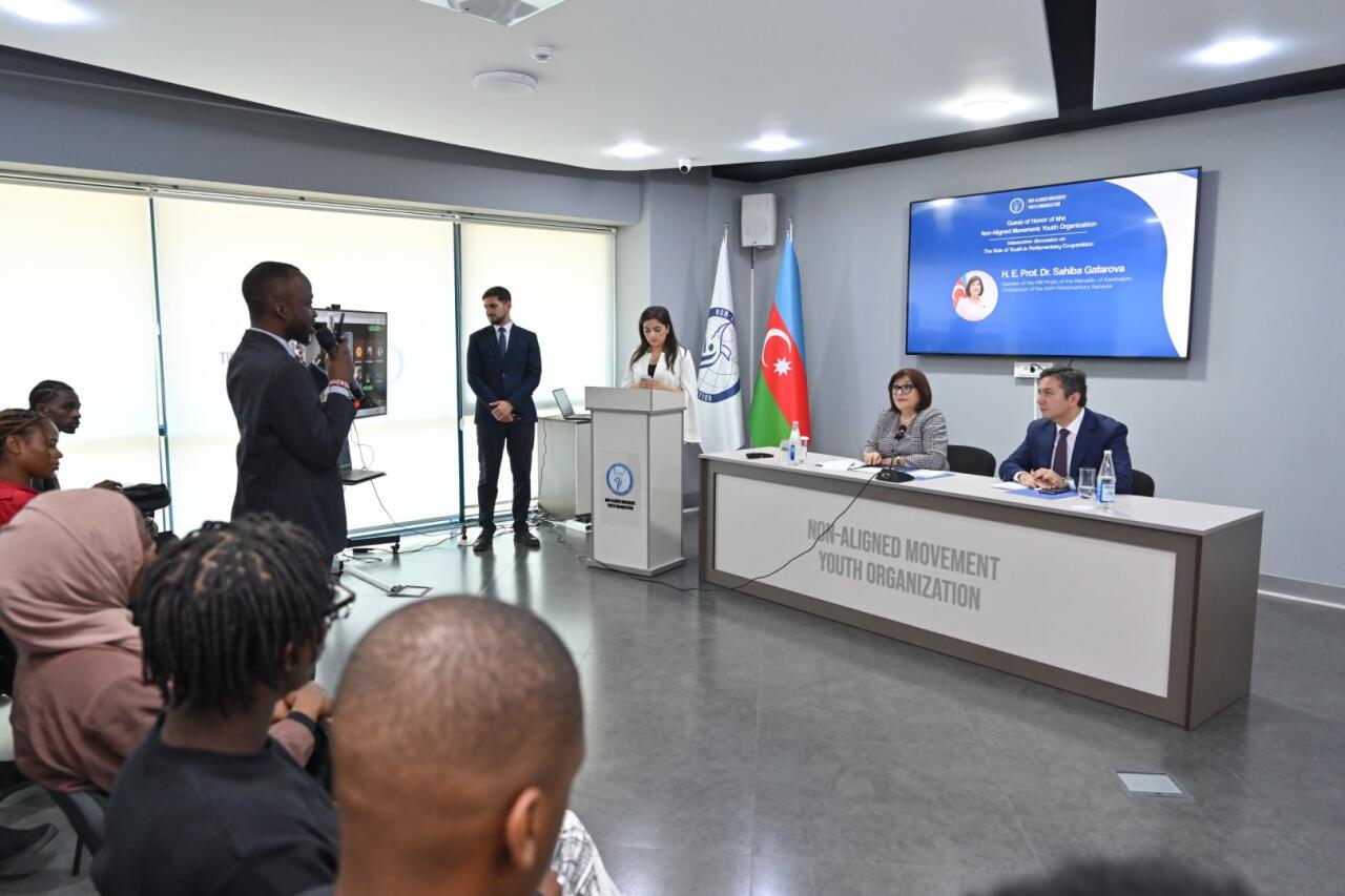 Sahibə Qafarova Qoşulmama Hərəkatının Gənclər Təşkilatının Baş Qərargahında çıxış edib