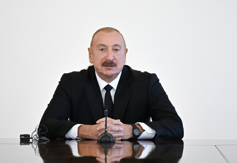 Президент Ильхам Алиев на встрече с религиозными лидерами рассказал о разрушении Арменией мечетей