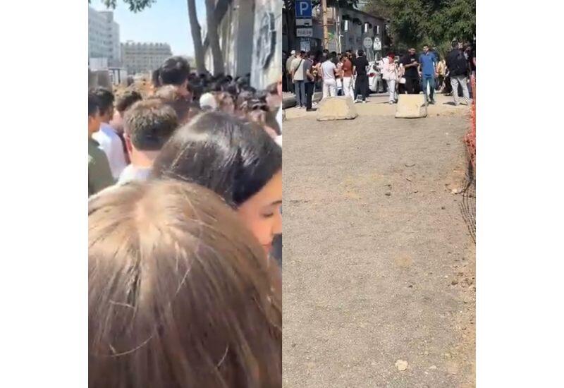 Bakıda təmir işləri tələbələrin yolunu çətinləşdirdi