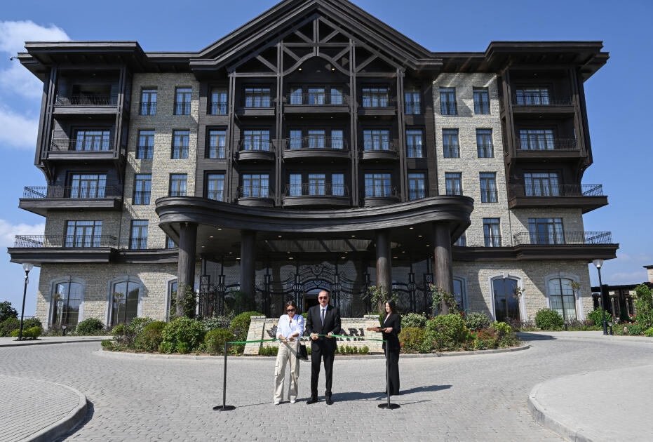 Prezident İlham Əliyev və Birinci xanım Mehriban Əliyeva Şamaxıda “Meysari Grand Hotel & SPA” kompleksinin açılışında iştirak ediblər