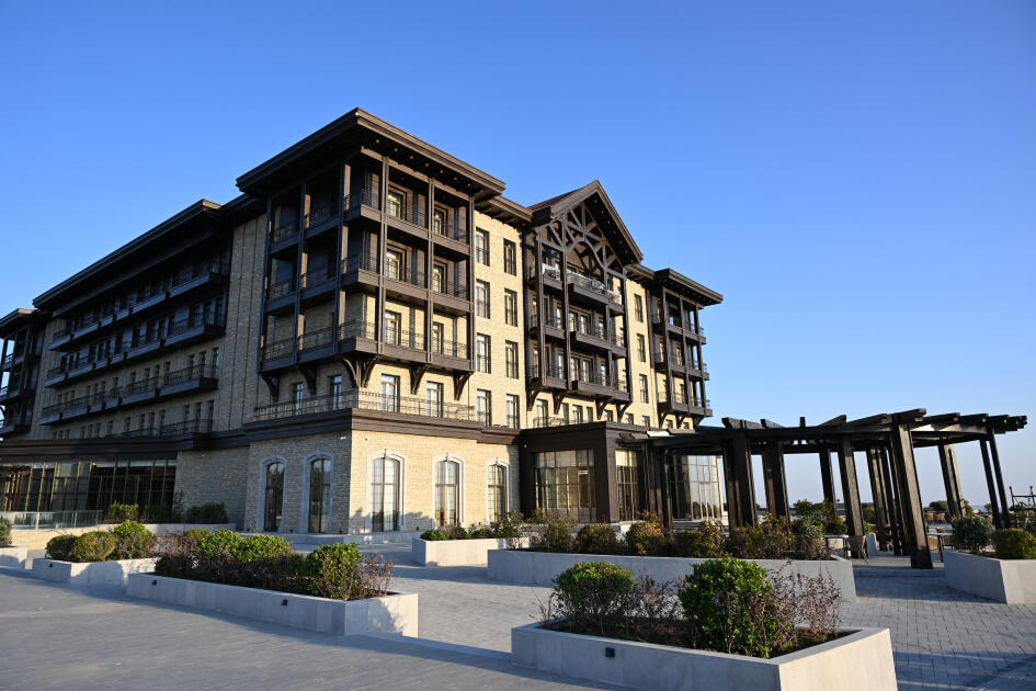 Prezident İlham Əliyev və Birinci xanım Mehriban Əliyeva Şamaxıda “Meysari Grand Hotel & SPA” kompleksinin açılışında iştirak ediblər
