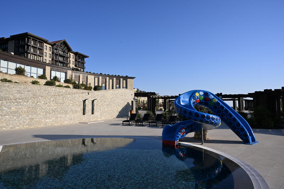 Prezident İlham Əliyev və Birinci xanım Mehriban Əliyeva Şamaxıda “Meysari Grand Hotel & SPA” kompleksinin açılışında iştirak ediblər