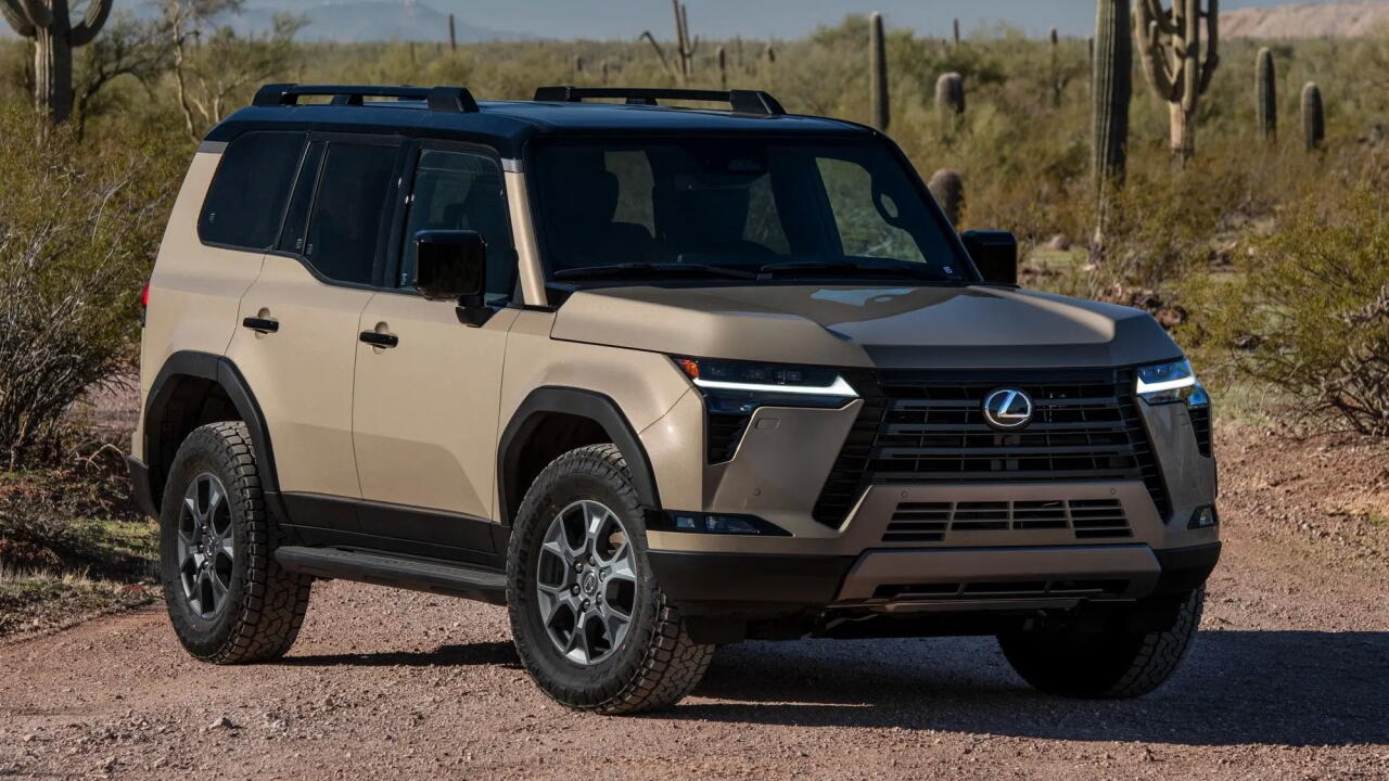 Lexus обновил внедорожник GX