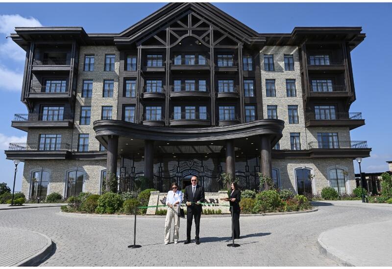Prezident İlham Əliyev və Birinci xanım Mehriban Əliyeva Şamaxıda “Meysari Grand Hotel & SPA” kompleksinin açılışında iştirak ediblər