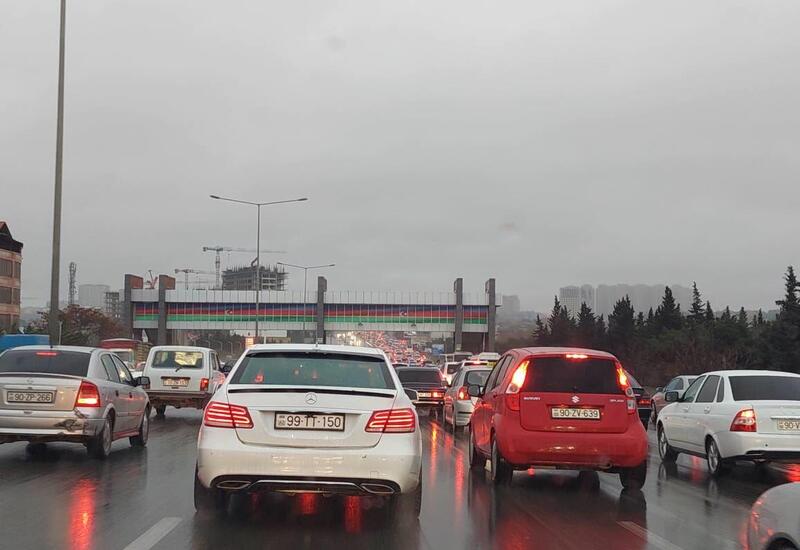 Пробки на дороге Баку-Сумгайыт: что планируют сделать для водителей