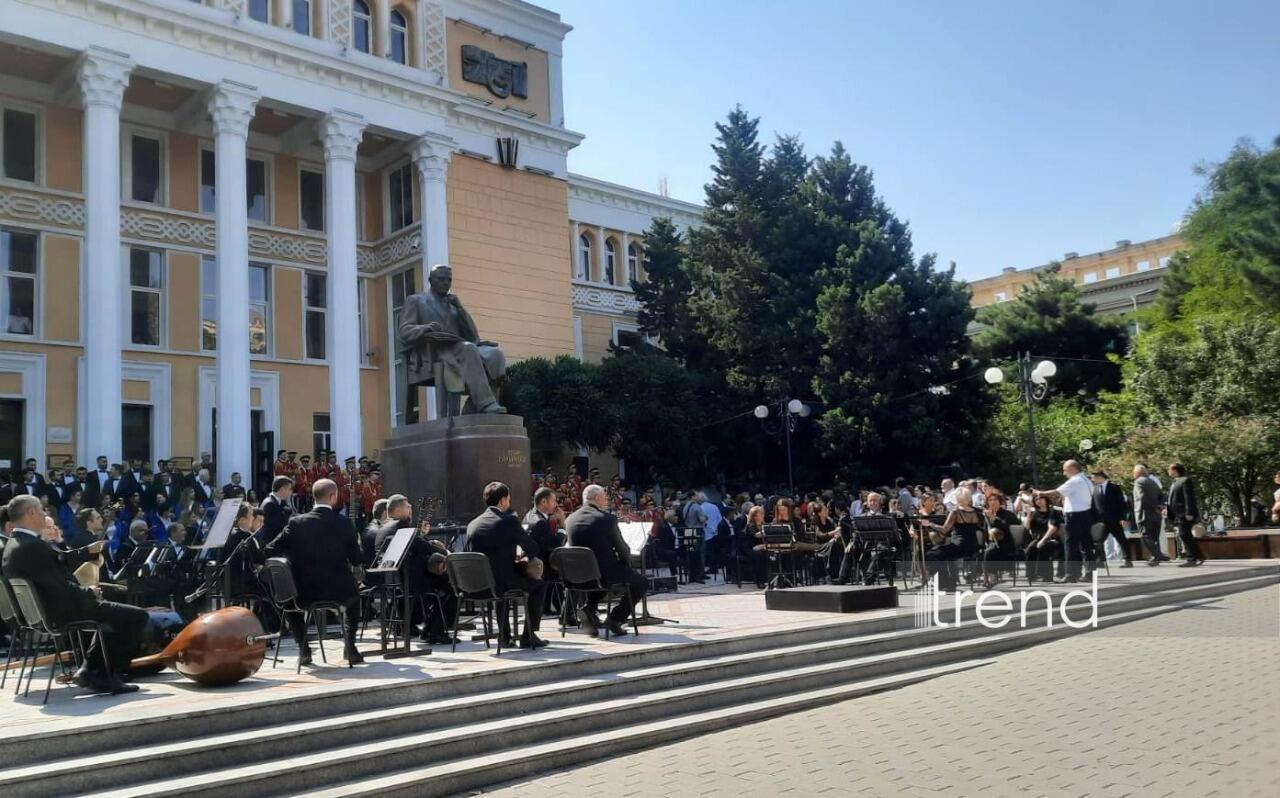 Азербайджан отмечает День национальной музыки: