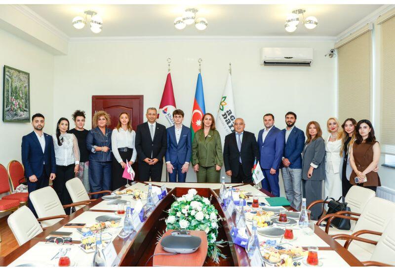 Набрав 617 баллов, он выбрал ветеринарию: входящая в состав PASHA Holding, компания Agro Dairy поддержала будущего ветеринара