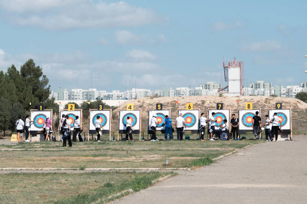 В Баку стартовал городской чемпионат по стрельбе из лука