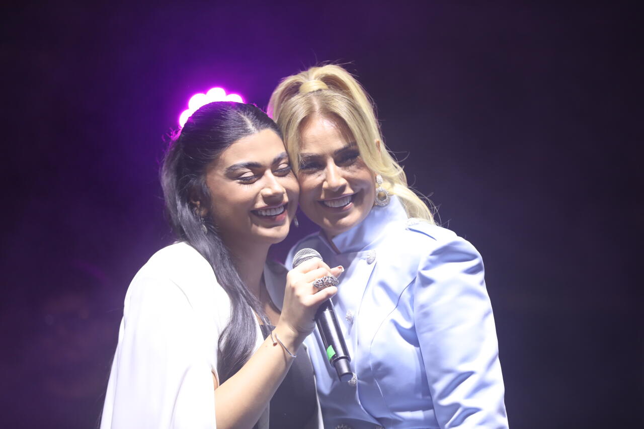 Meysəridə festival axşamı: səhnədə sevilən ifaçılar