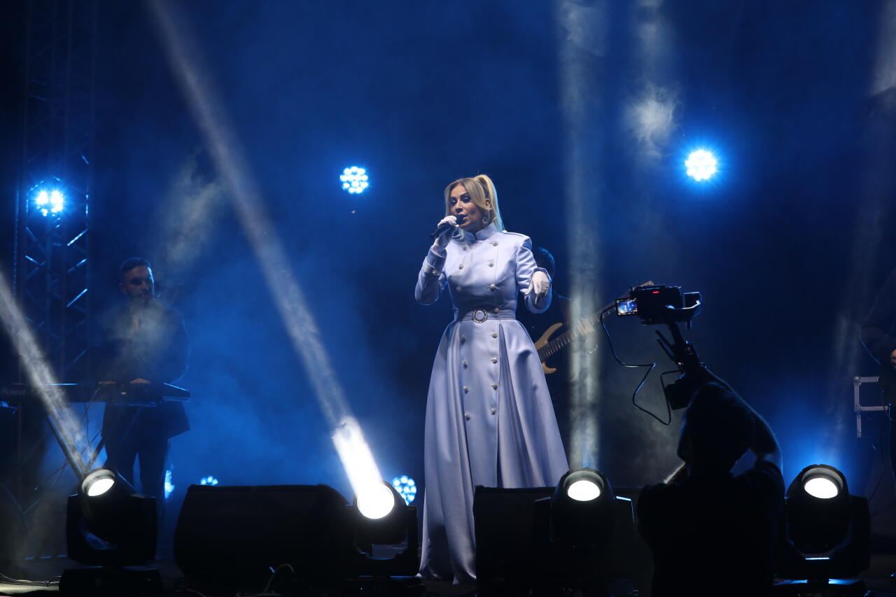 Meysəridə festival axşamı: səhnədə sevilən ifaçılar