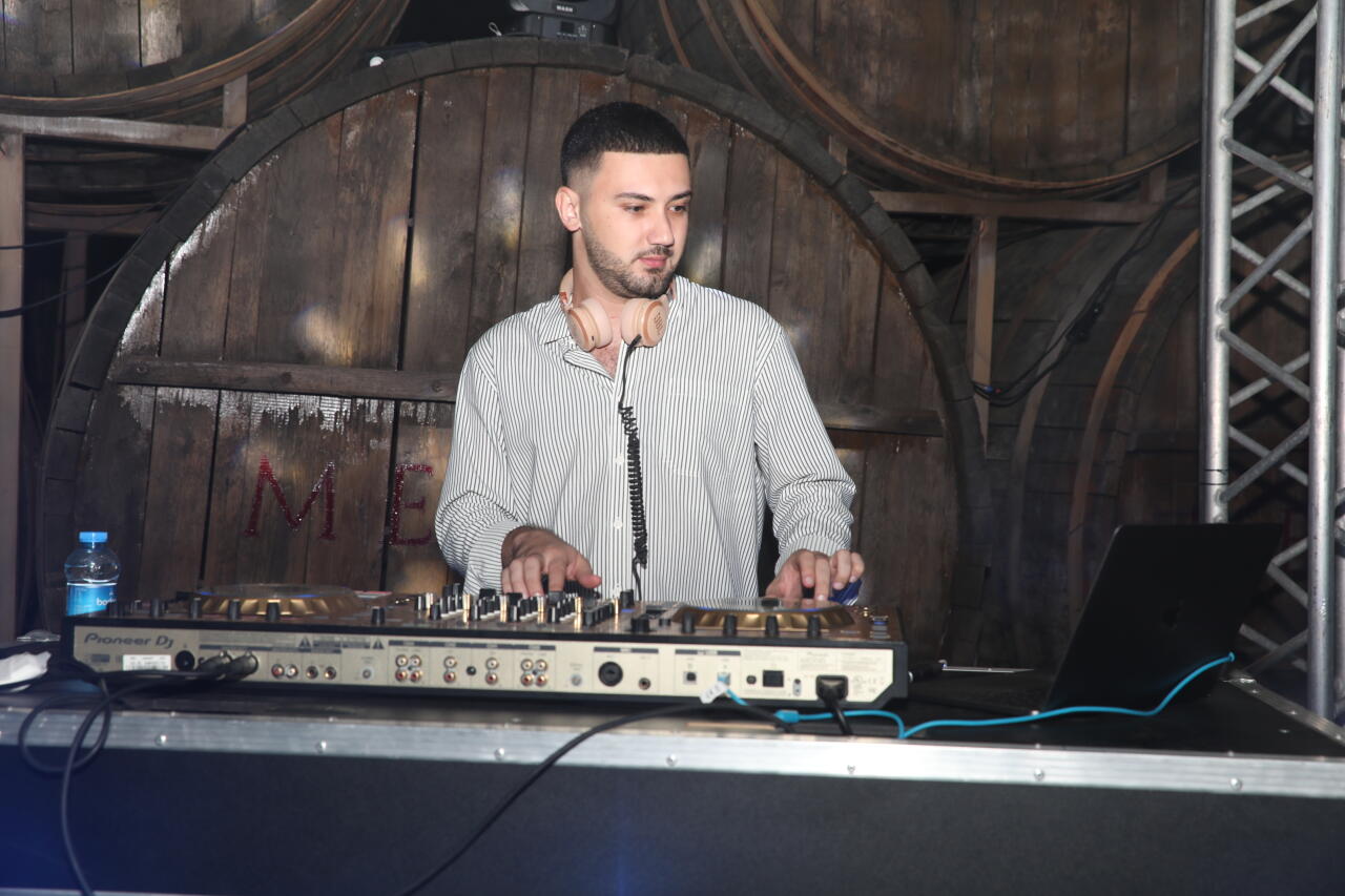 Meysəridə festival axşamı: səhnədə sevilən ifaçılar