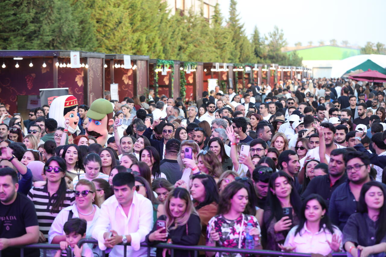 Meysəridə festival axşamı: səhnədə sevilən ifaçılar