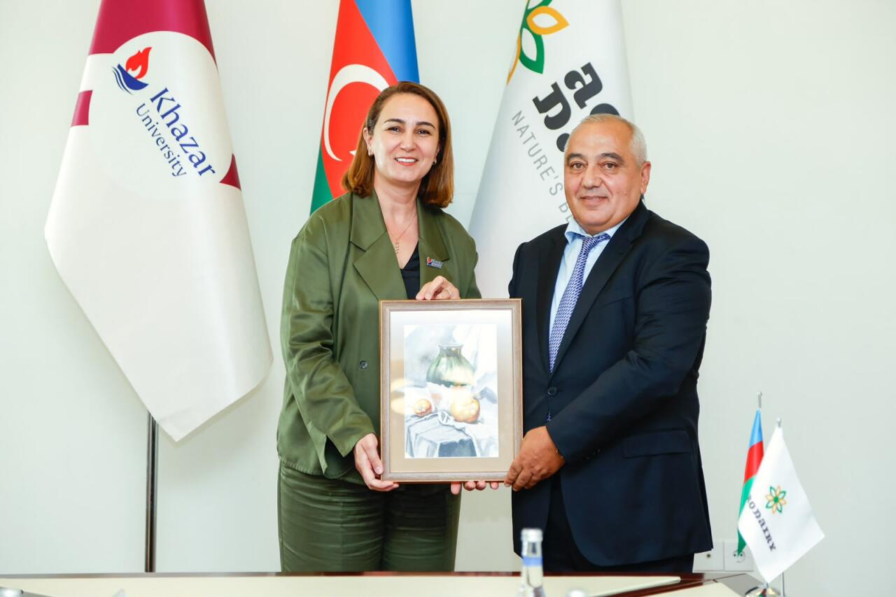 APEPEA yüksək balla Baytarlıq təbabəti fakültəsini seçmiş gəncə təqaüd ayırıb