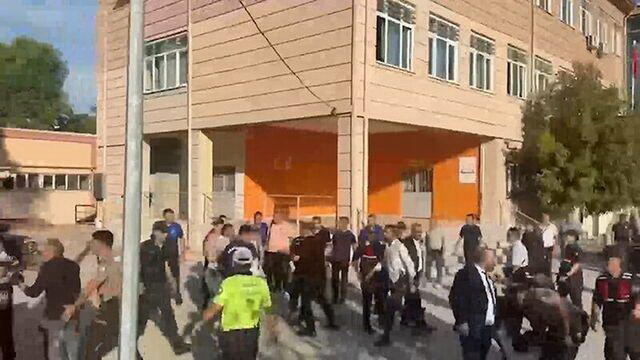 Стрельба возле школы в Турции,