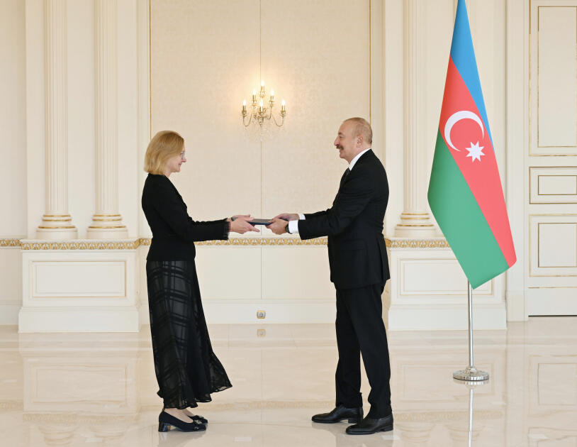 Президент Ильхам Алиев принял верительные грамоты новоназначенного посла Эстонии