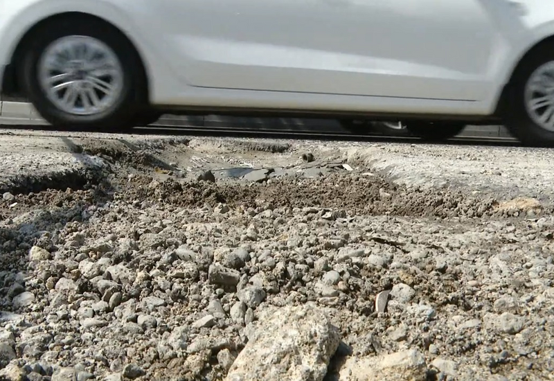 İl ərzində 4 dəfə təmir olunan yol yenə çöküb