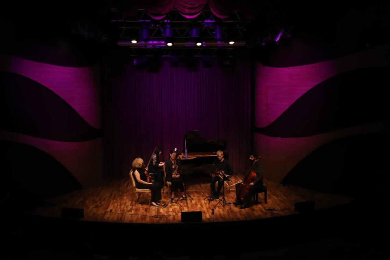 Баку объединил XX и XXI века