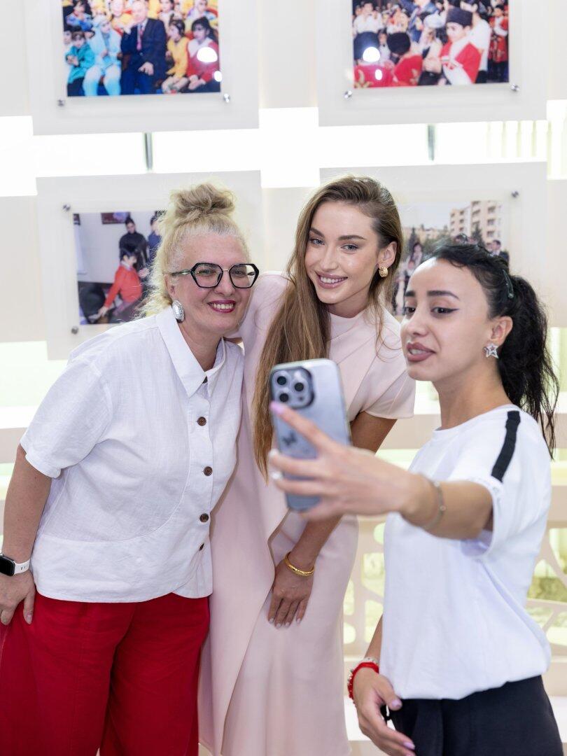 Alyona Əliyeva xüsusi qayğıya ehtiyacı olan uşaqlar üçün mərkəzdə olub