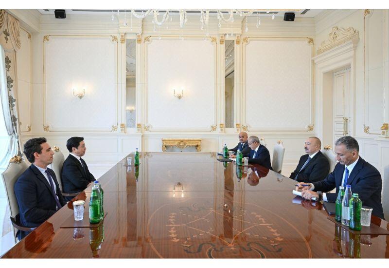Prezident İlham Əliyev Çin və İtaliya şirkətlərinin rəhbər şəxslərini qəbul edib