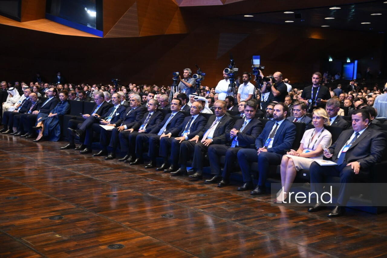 Bakıda II Azərbaycan Beynəlxalq İnvestisiya Forumunun ilk günü başa çatıb