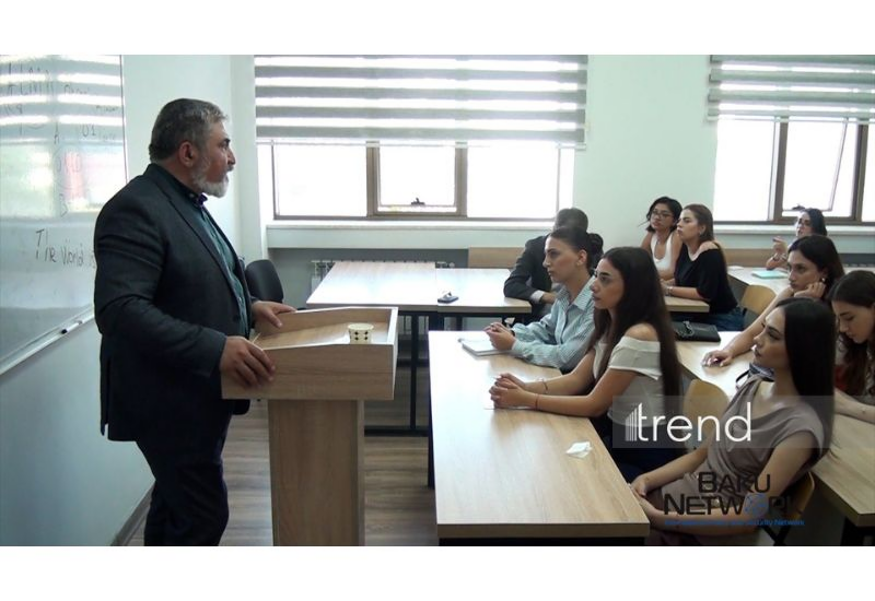 “Zərərli xarici təsirlərə və saxta xəbərlərə qarşı sayıqlığın artırılmasına dəstək” layihəsi çərçivəsində BDU tələbələri ilə görüş keçirilib