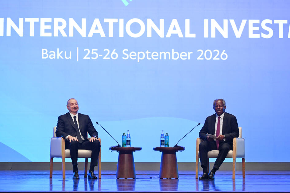 Prezident İlham Əliyev II Azərbaycan Beynəlxalq İnvestisiya Forumu çərçivəsində keçirilən tədbirdə iştirak edir