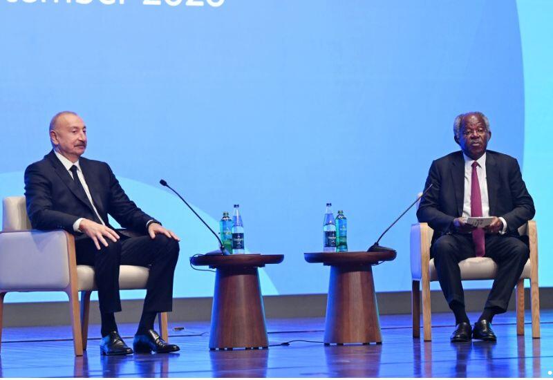 Prezident İlham Əliyev: Bəzi ənənəvi təchizat zəncirləri müəyyən risklərlə üzləşir