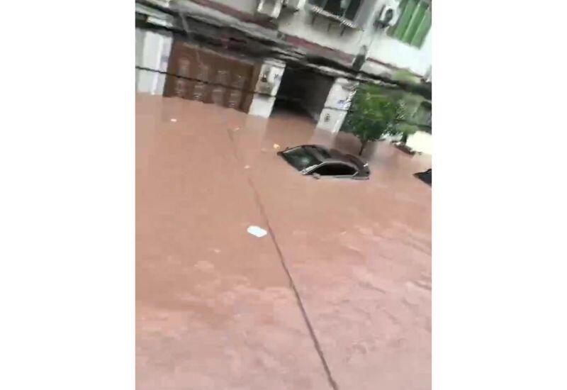 На Китай обрушились экстремально сильные дожди
