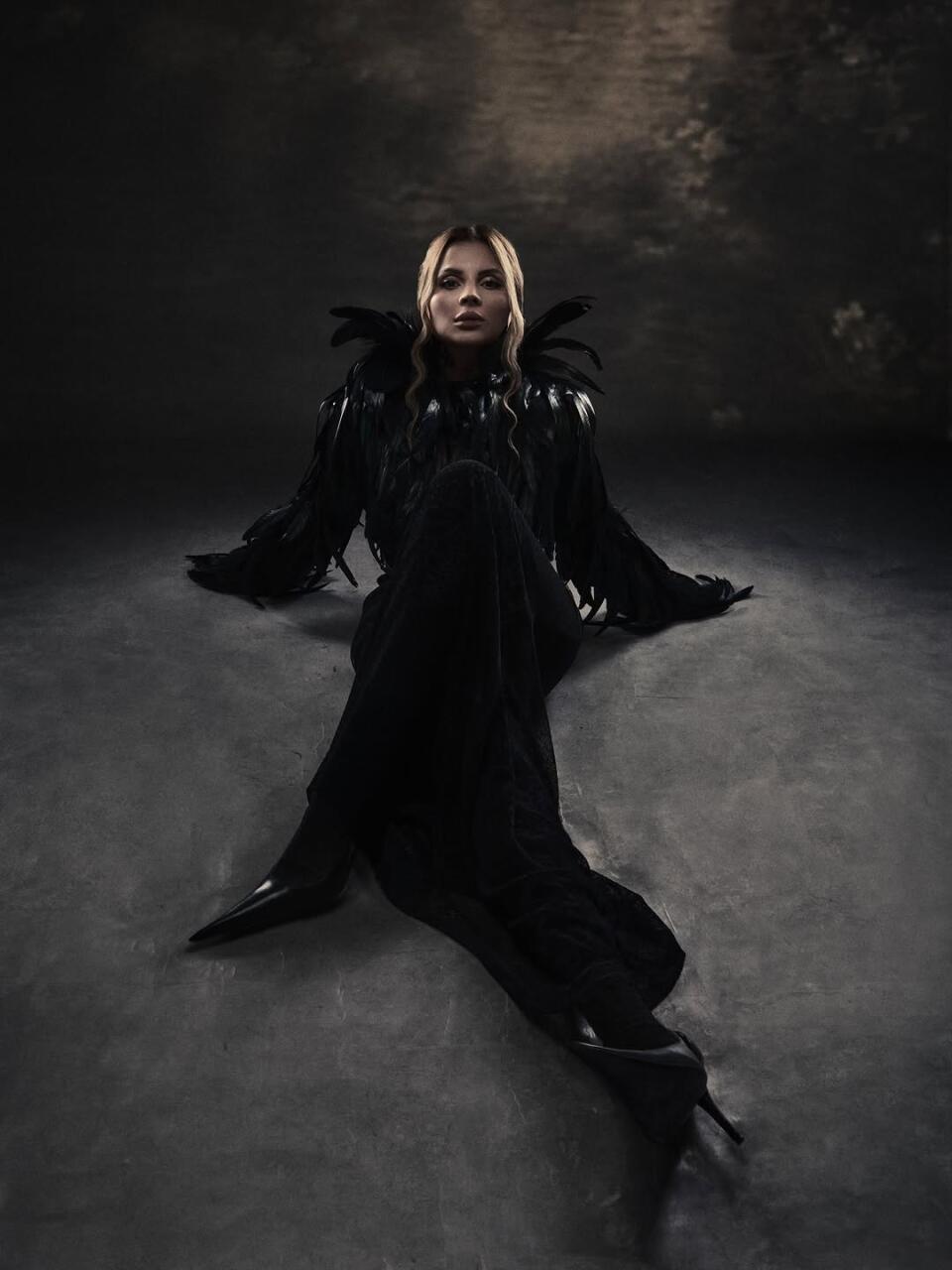 Айнишан Гулиева удивила новой фотосессией