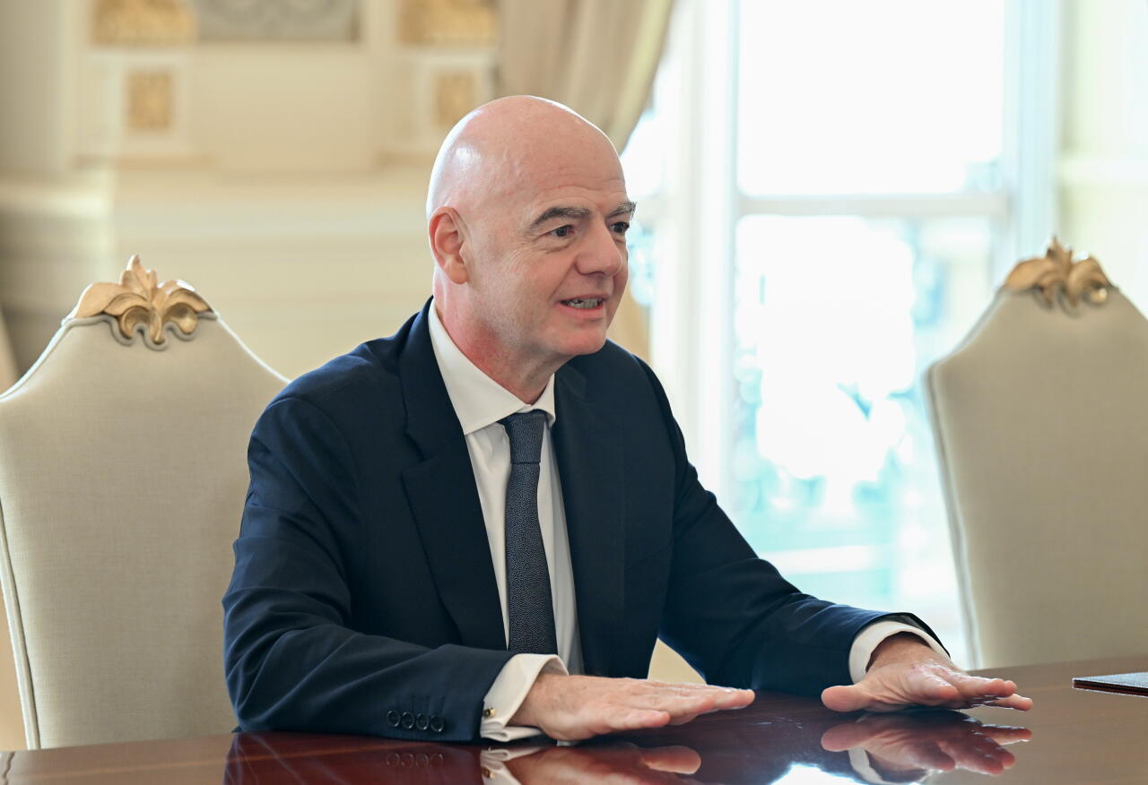 Президент Ильхам Алиев принял президента FIFA