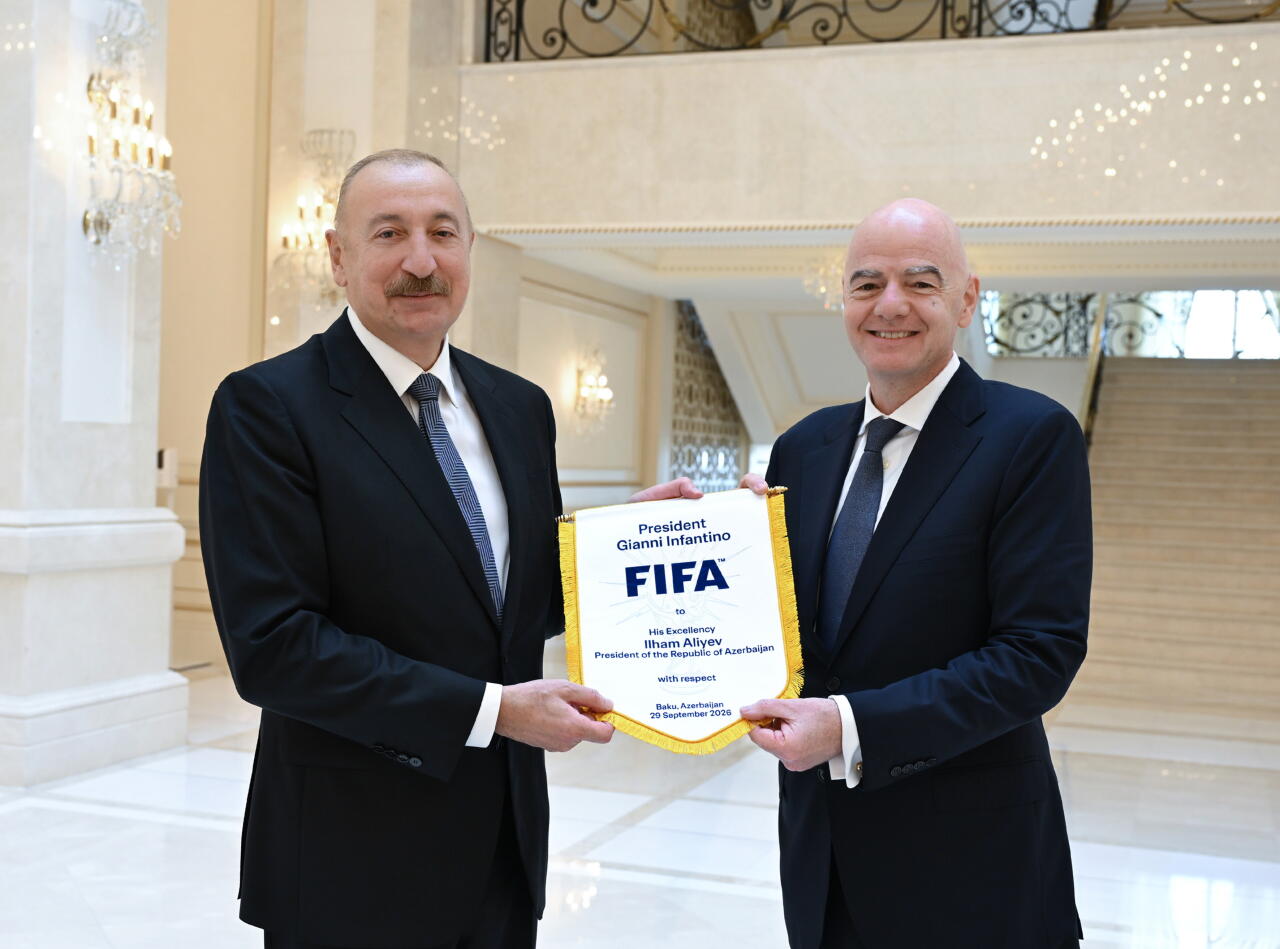 Президент Ильхам Алиев принял президента FIFA