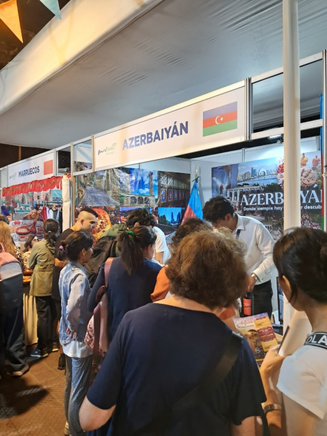 Azərbaycan Limada mədəniyyəti və turizm xəzinələrini nümayiş etdirib