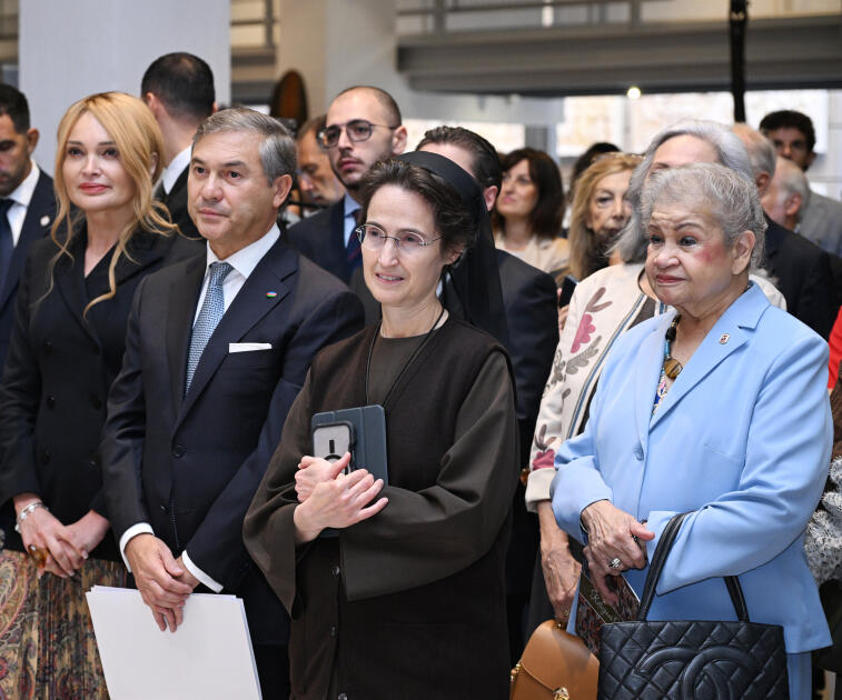 Leyla Əliyeva və Alyona Əliyeva Müqəddəs Taxt-Tacda Azərbaycan xalçaları sərgisinin açılışında iştirak ediblər