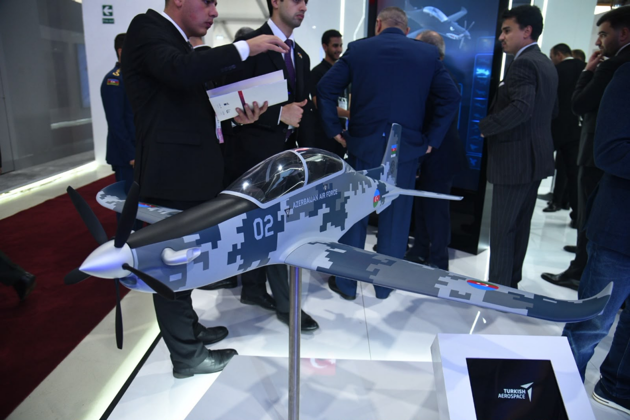 Азербайджан закупит турецкие самолеты