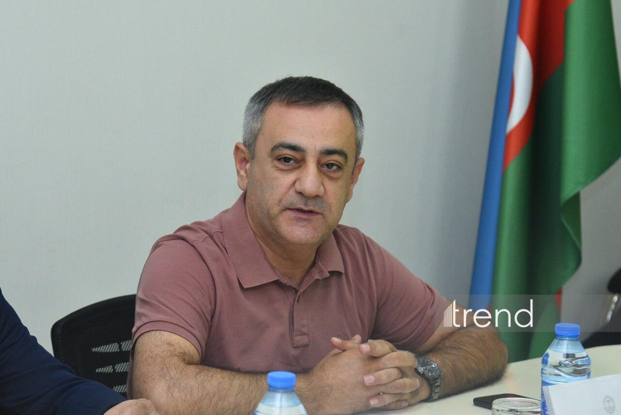 “Zərərli xarici təsirlərə və saxta xəbərlərə qarşı sayıqlığın artırılmasına dəstək” layihəsi çərçivəsində İlahiyyat İnstitutu tələbələri ilə görüş keçirilib