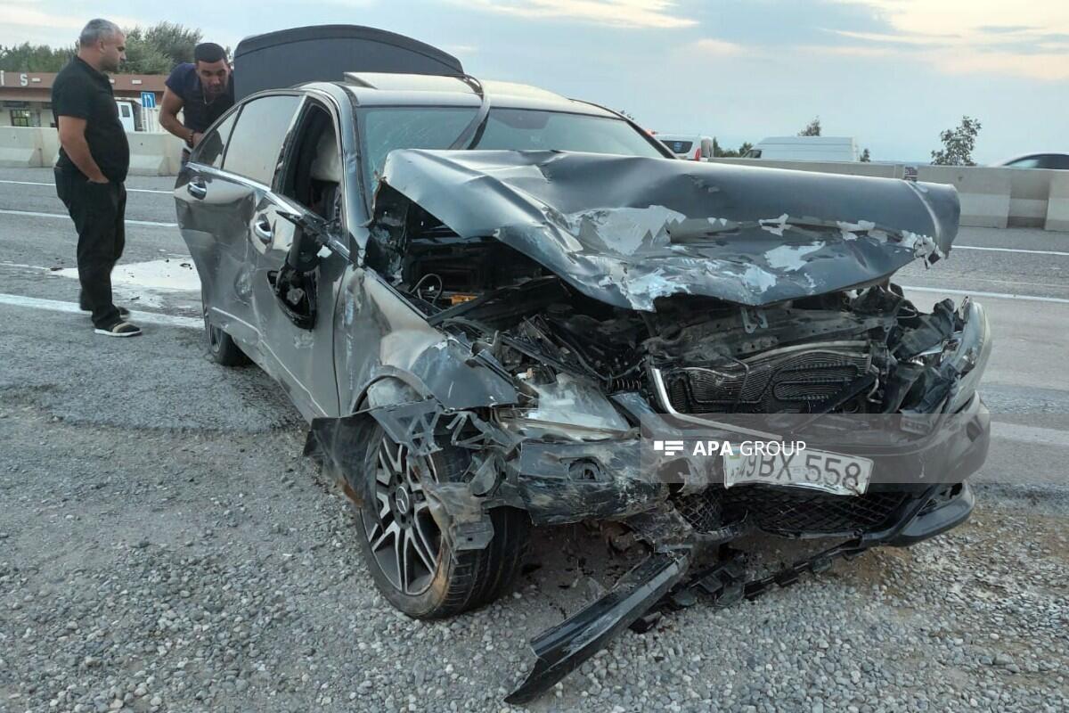 В Гаджигабуле столкнулись легковые автомобили,