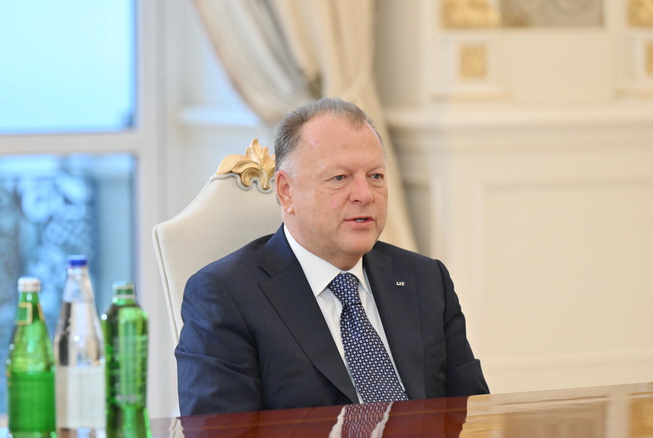 Президент Ильхам Алиев принял президента Международной федерации дзюдо