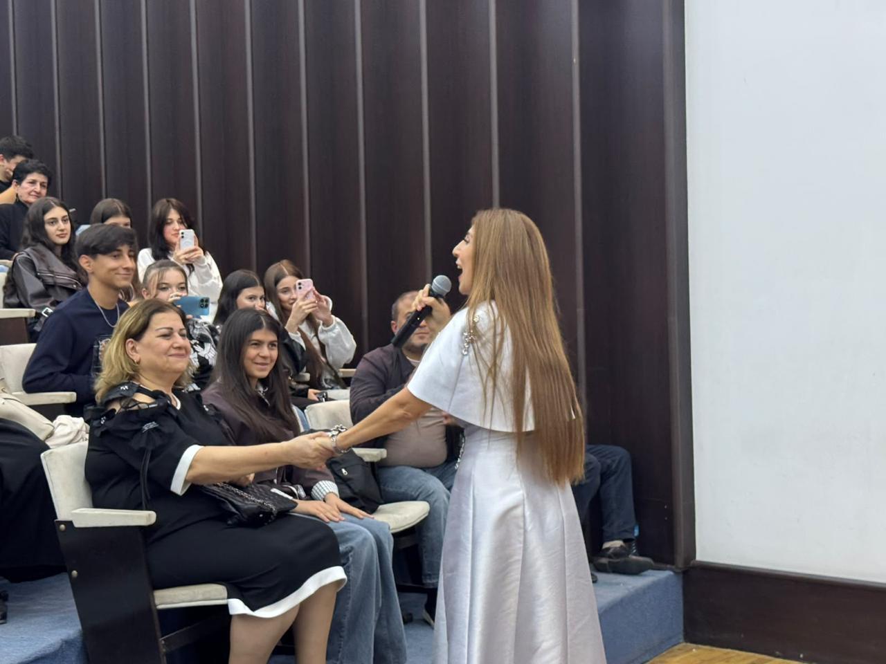 В Гяндже прошел этап III Международного оперного фестиваля Фидан Гаджиевой